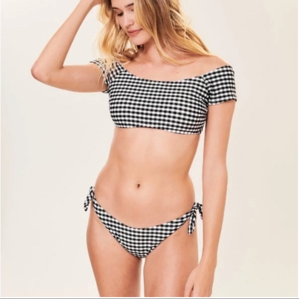 Abercrombie & Fitch Gingham Bikini Top👙